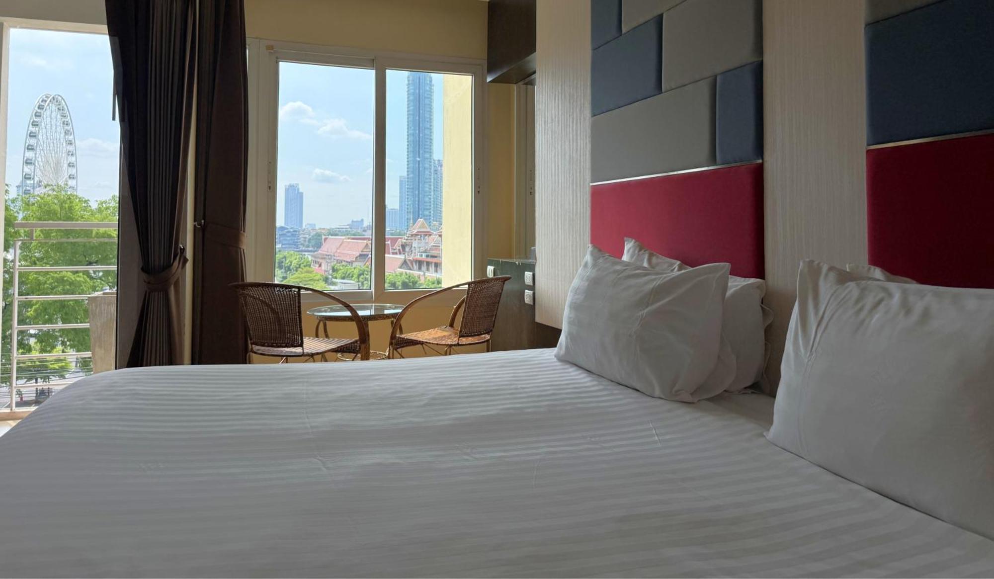 The Sunreno Hotel Sha Bangkok Exterior photo
